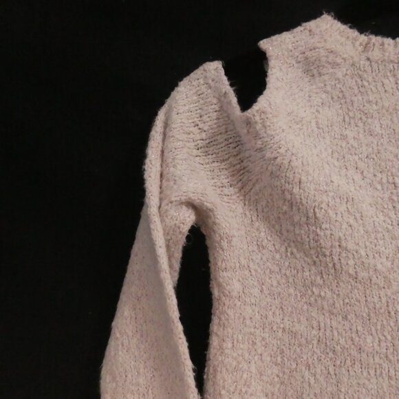 ABERCROMBIE KIDS | 11/12 | Knit Sweater With Open Shoulders | Shiny Fibers - Picture 10 of 15
